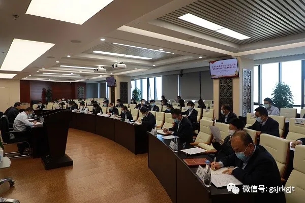 深学细悟强本领 埋头苦干促发展 od官方登录入口_od（中国）公司
掀起学习贯彻党的十九届六中全会精神热潮